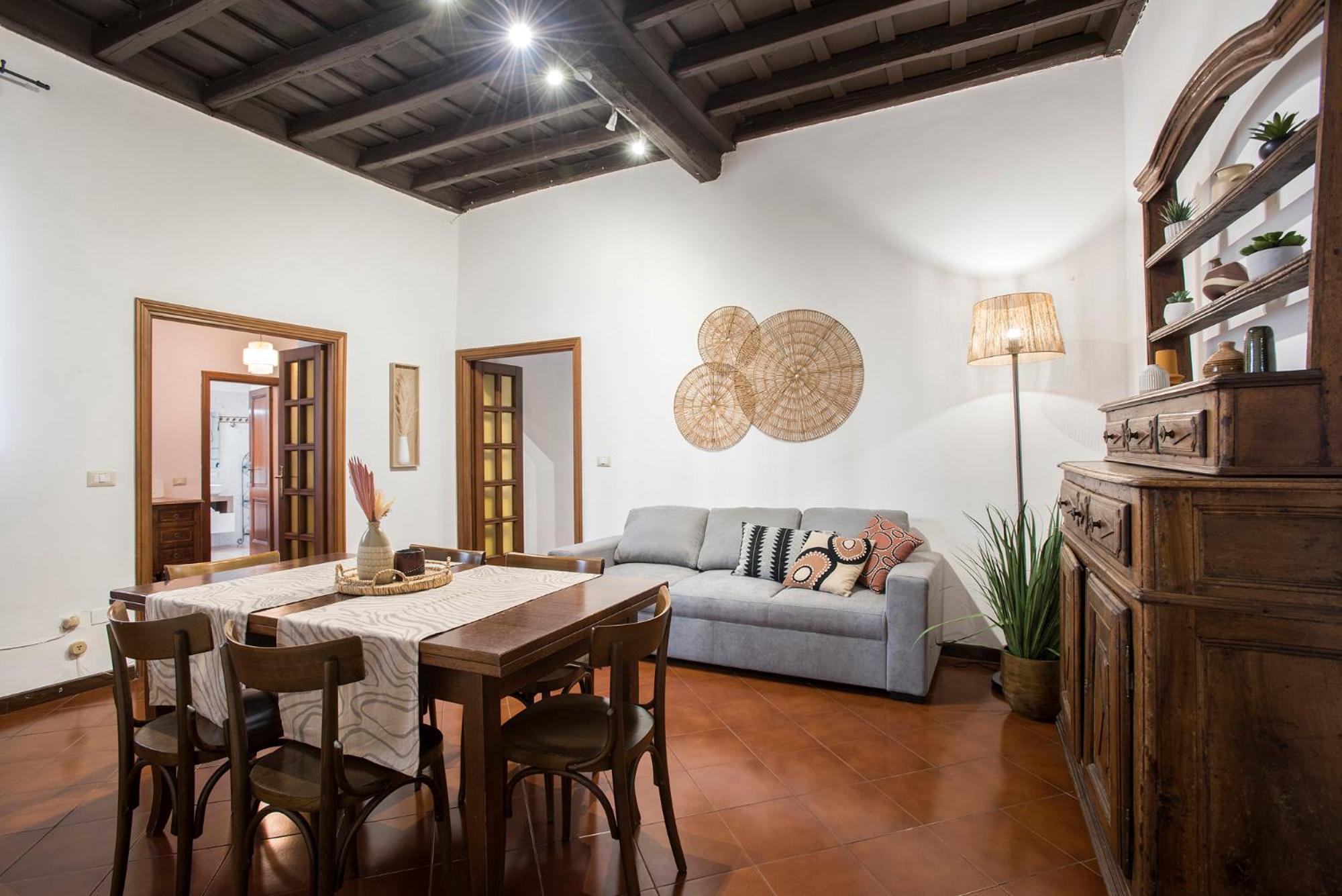 Trevi Fountain House Deluxe * Rom