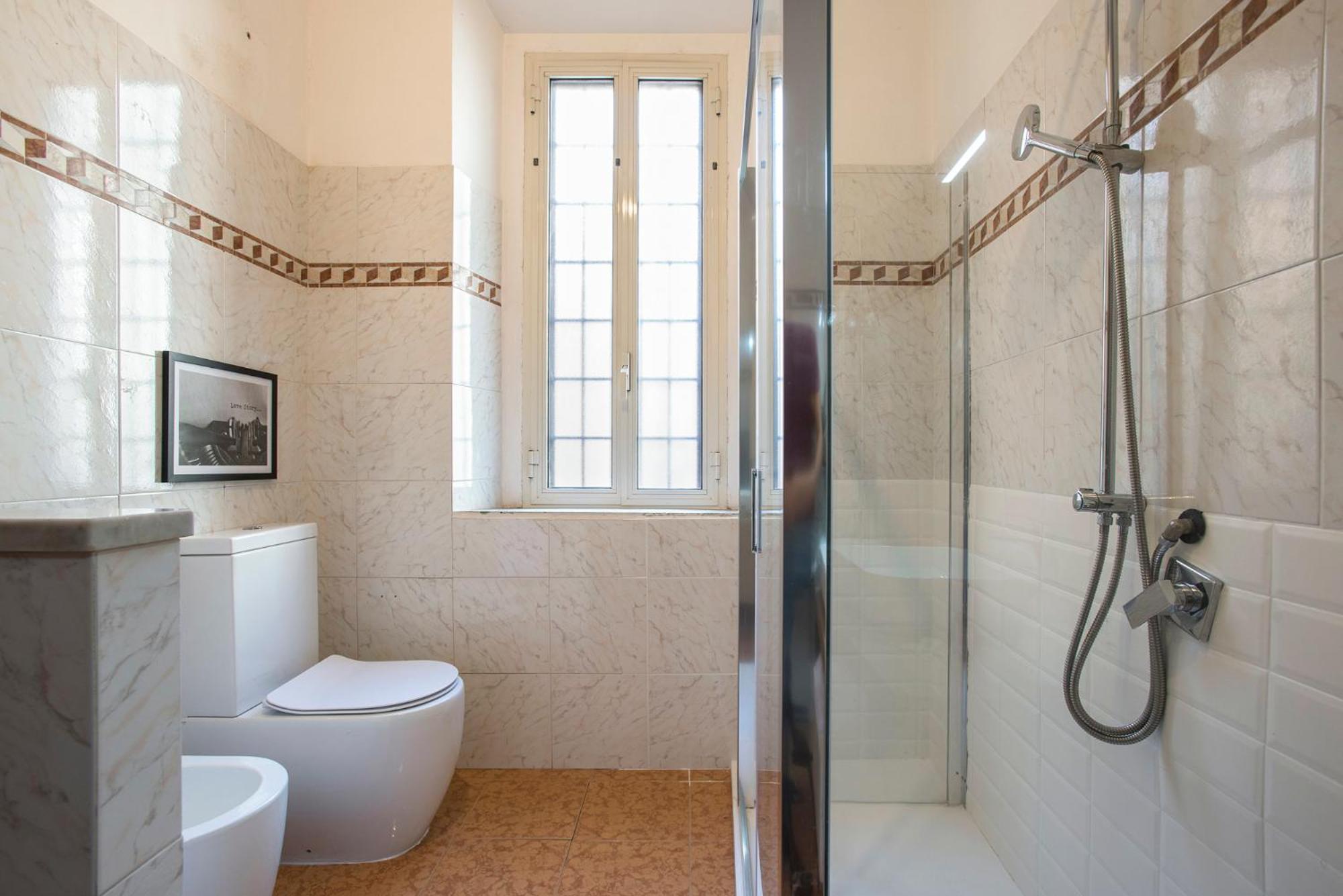 Trevi Fountain House Deluxe Rom