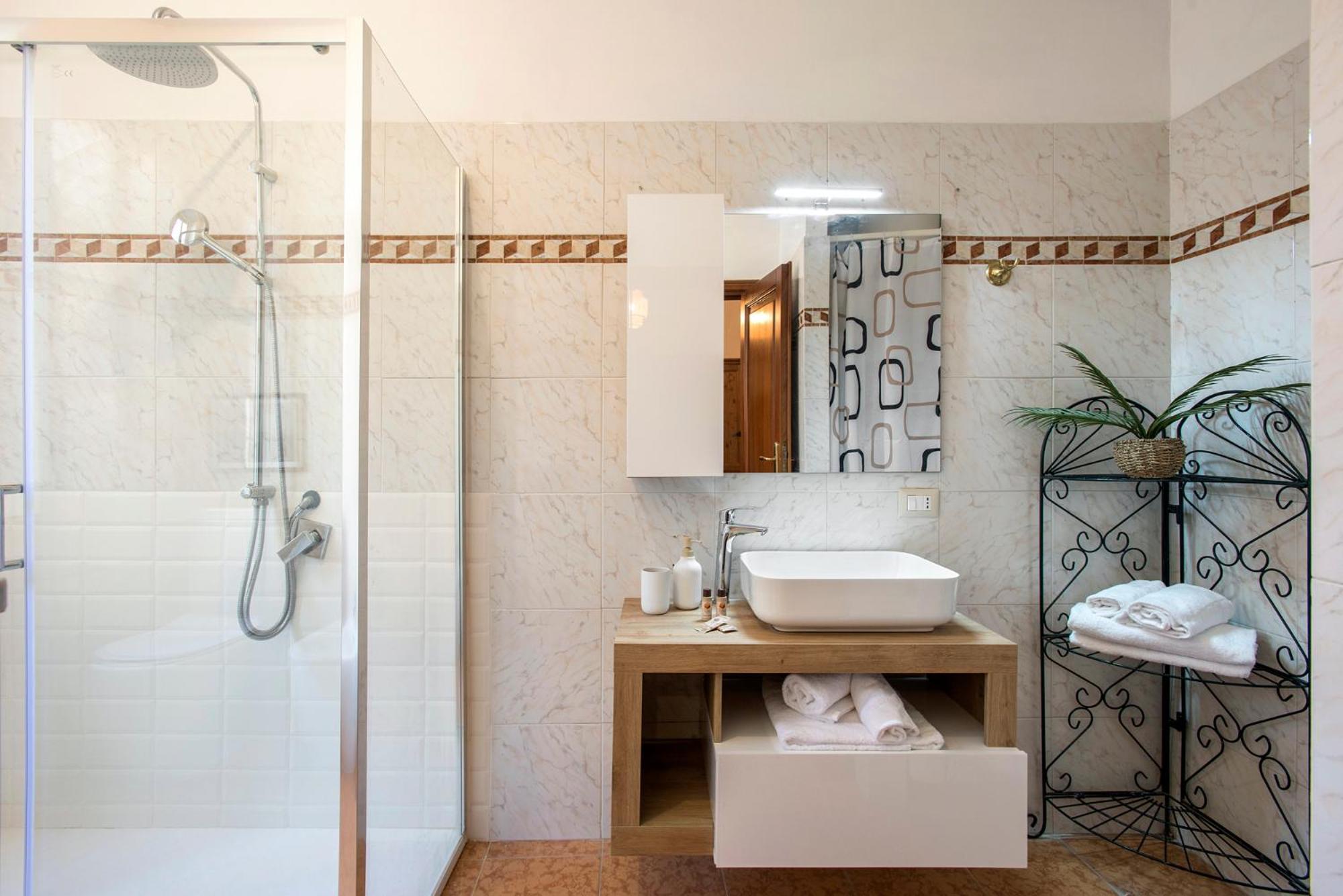 Trevi Fountain House Deluxe * Rom