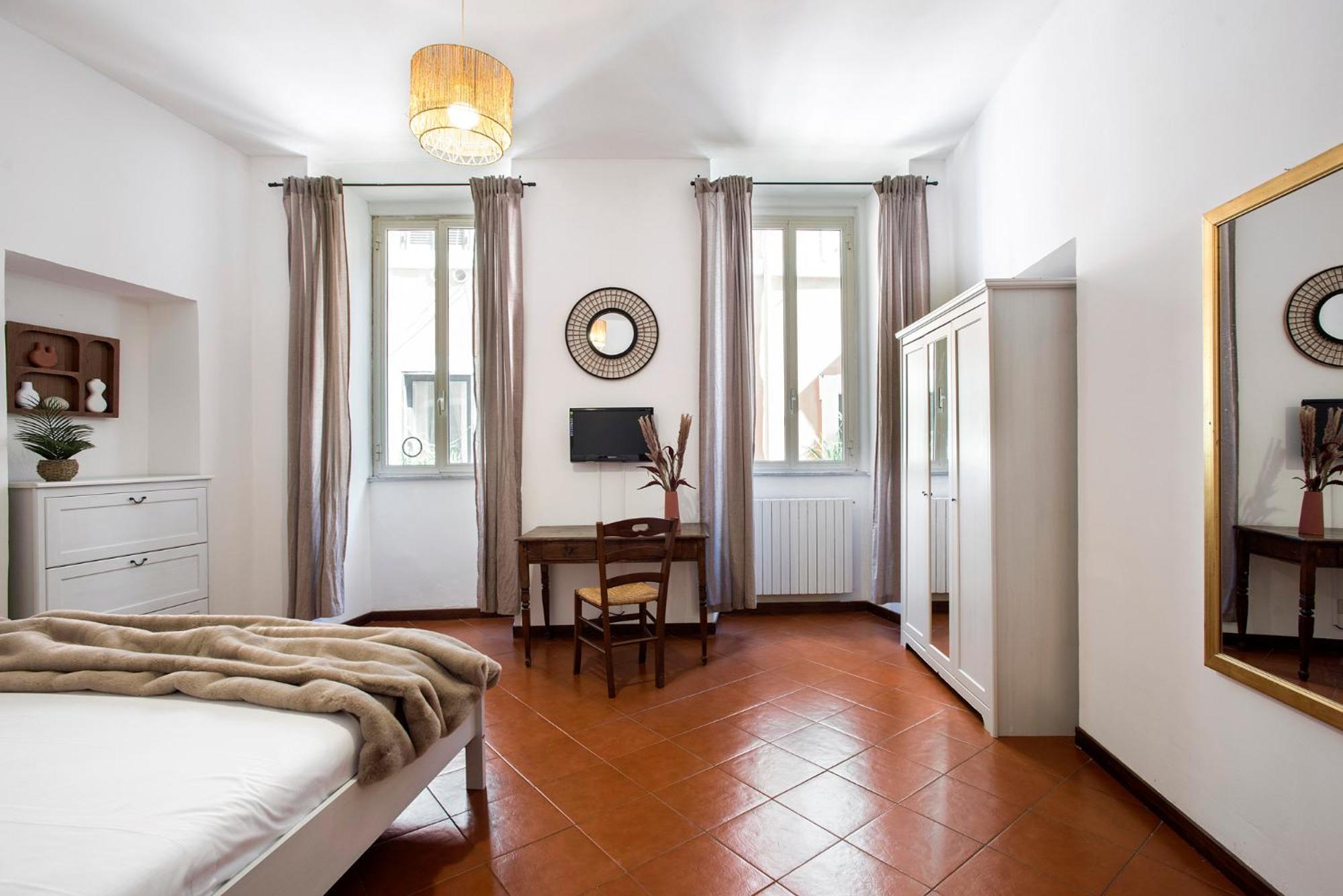 Trevi Fountain House Deluxe Rom
